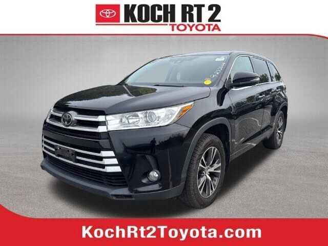 2017 TOYOTA Highlander