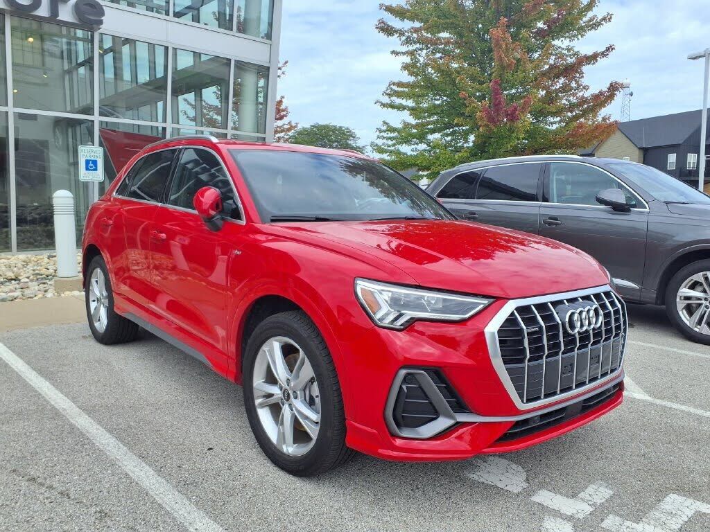2024 AUDI Q3