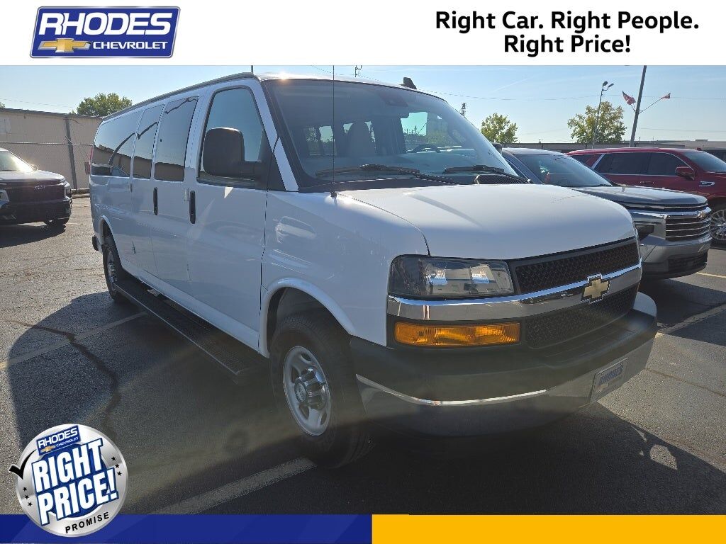 2021 CHEVROLET Express