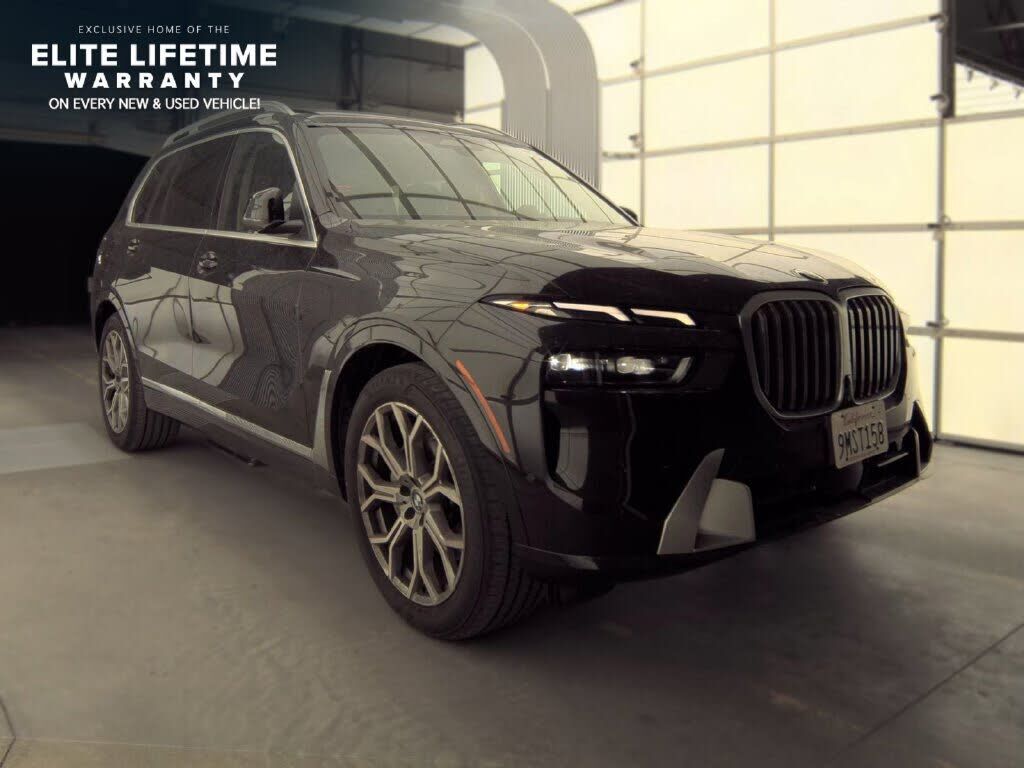 2025 BMW X7