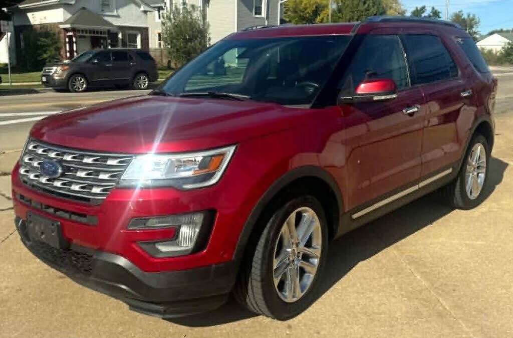 2017 FORD Explorer