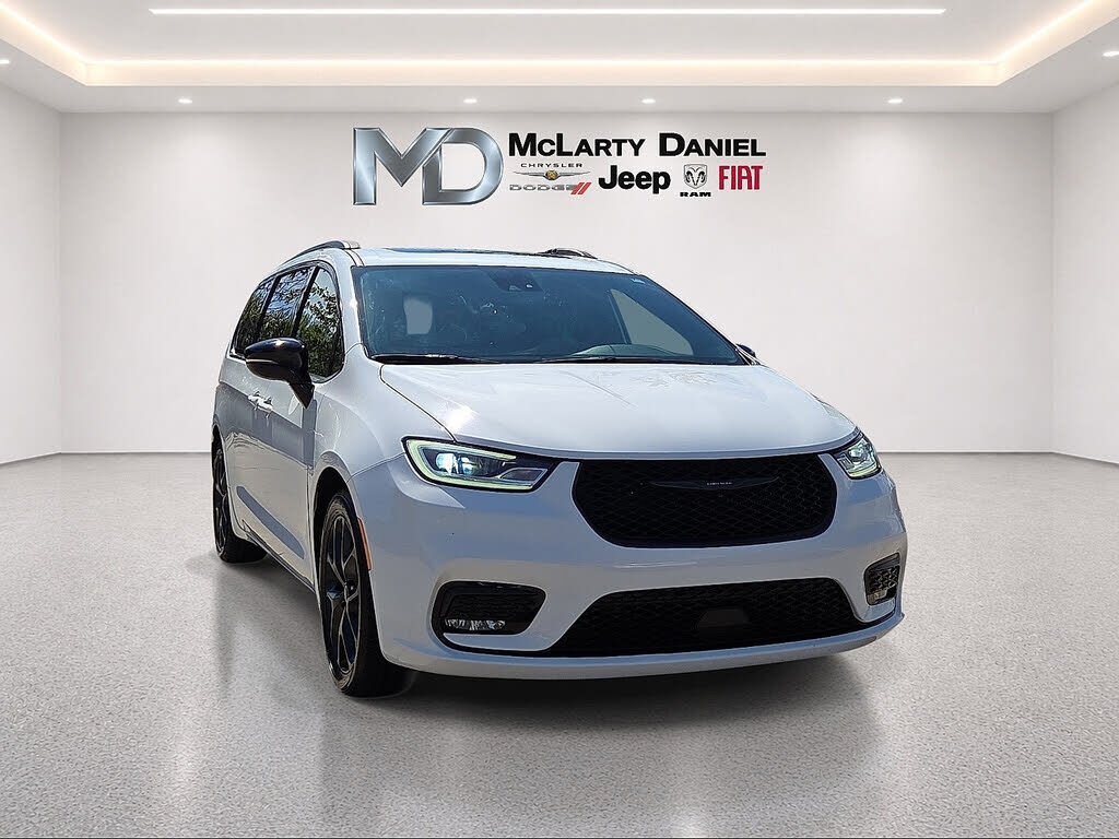 2025 CHRYSLER Pacifica