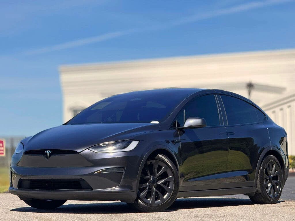 2024 TESLA Model X