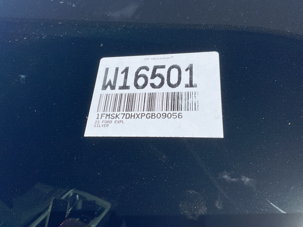 2023 FORD Explorer