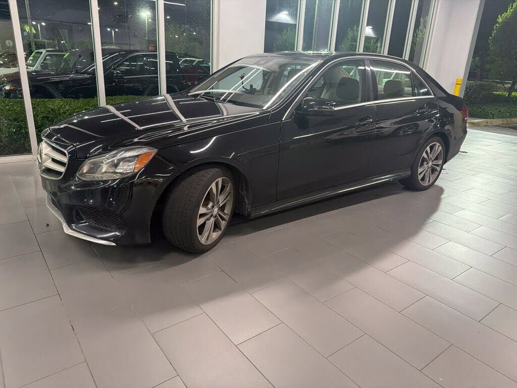 2014 MERCEDES-BENZ E-Class