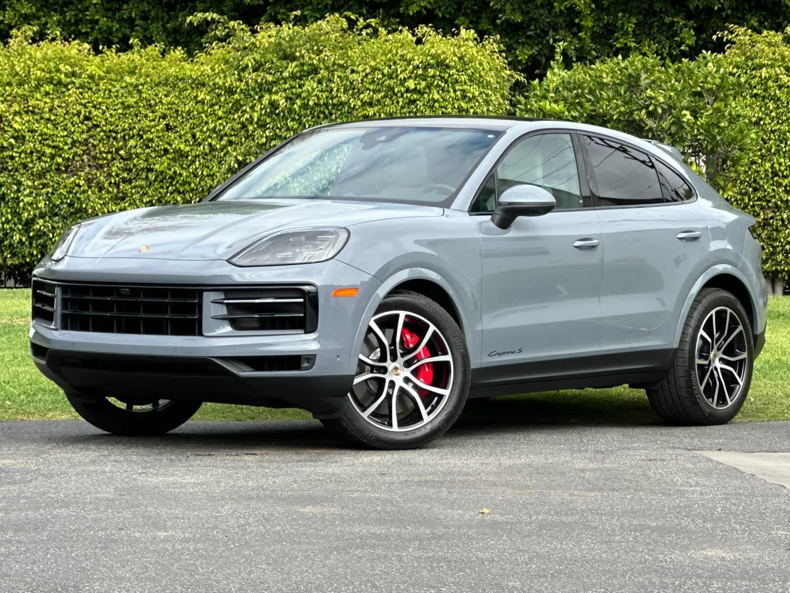 2024 PORSCHE Cayenne