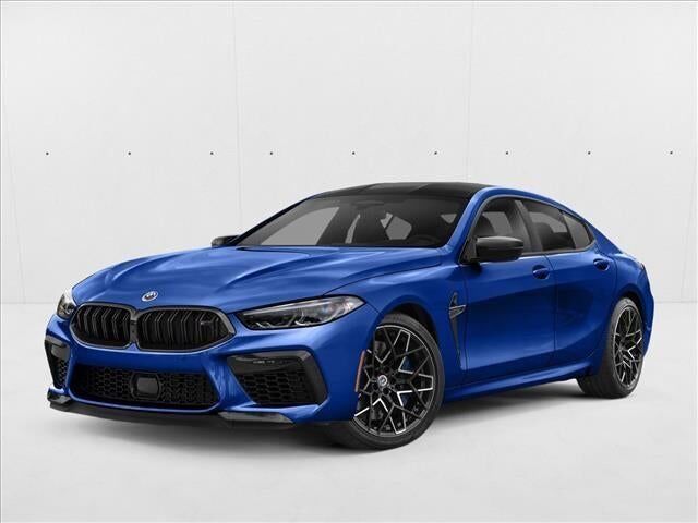 2023 BMW M8