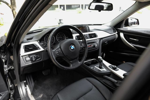 2014 BMW 320i