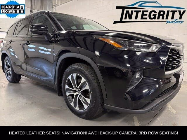 2022 TOYOTA Highlander
