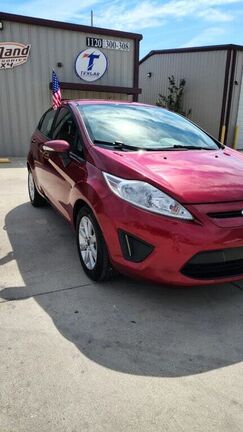 2013 FORD Fiesta