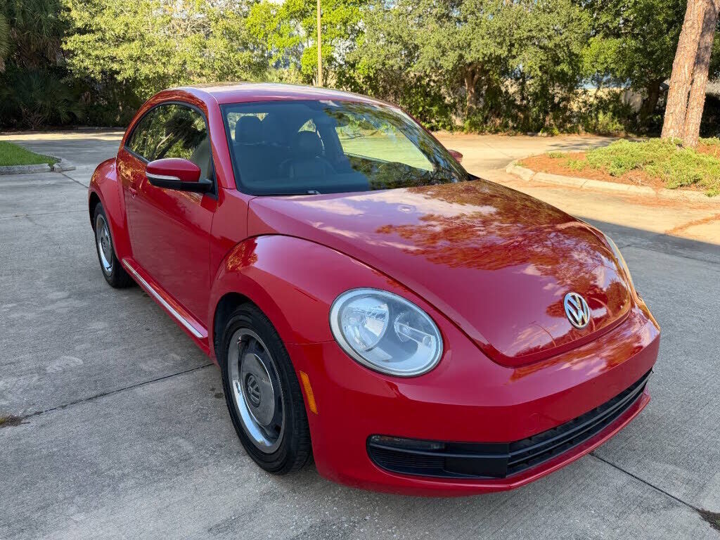 2012 VOLKSWAGEN Beetle
