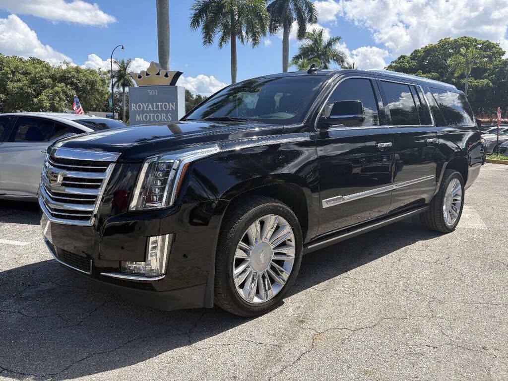 2018 CADILLAC Escalade ESV