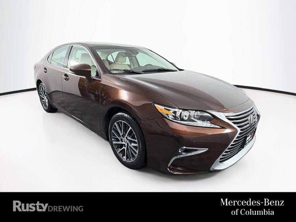 2017 LEXUS ES