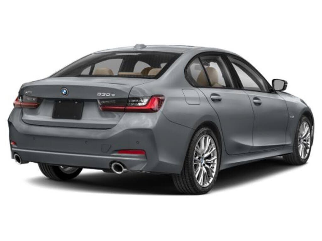 2023 BMW 330e