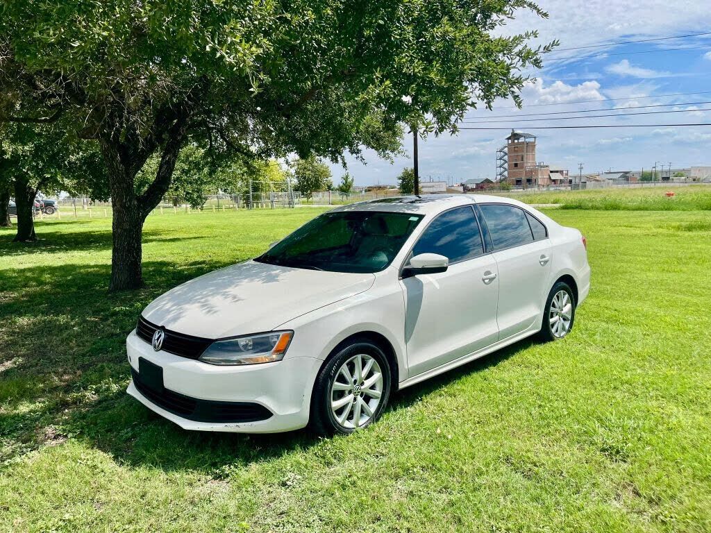2012 VOLKSWAGEN Jetta
