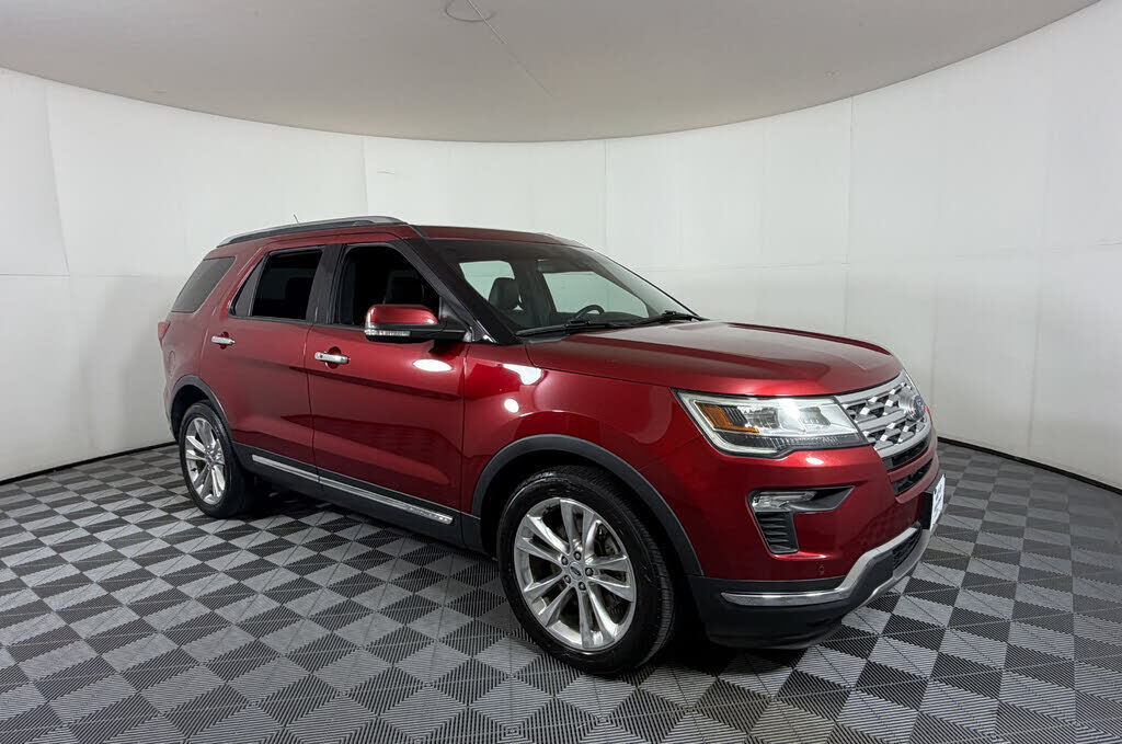 2018 FORD Explorer