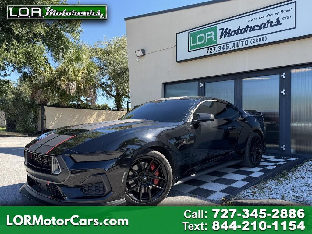 2024 FORD Mustang