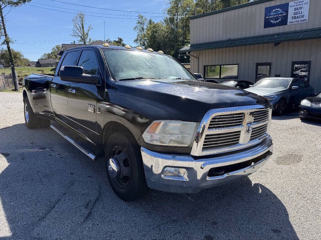 2011 DODGE Ram
