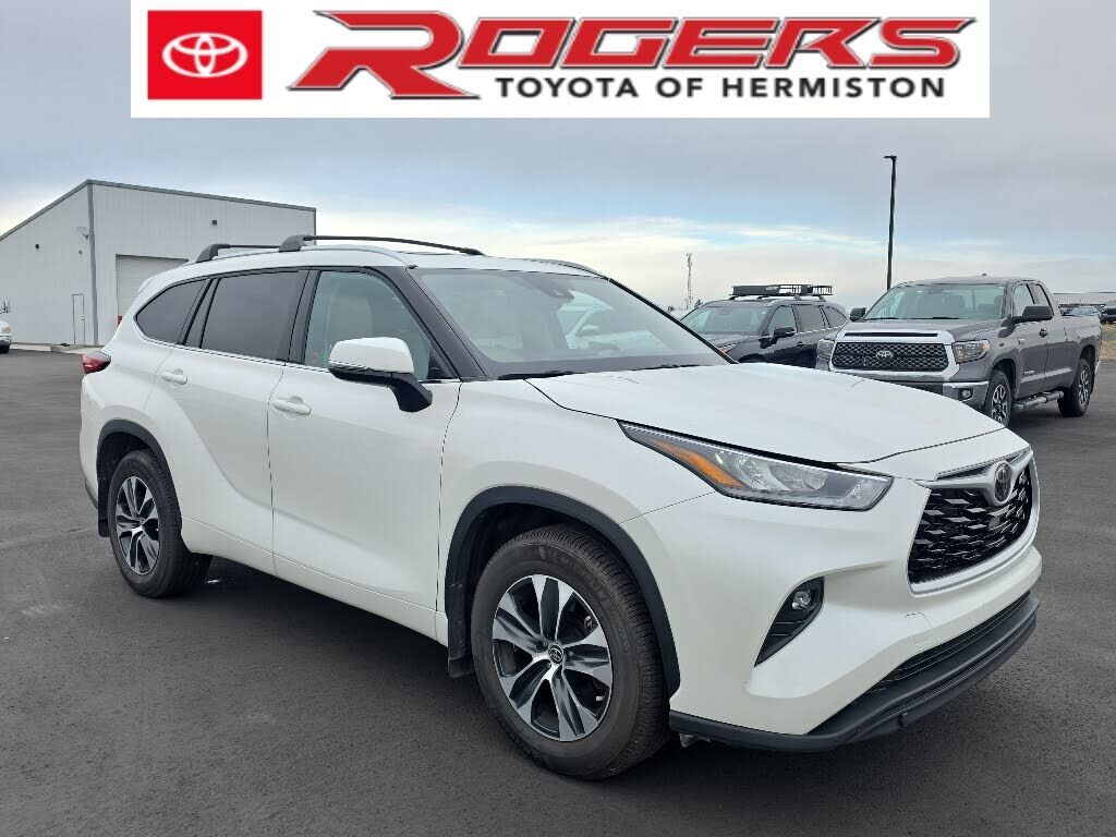 2021 TOYOTA Highlander