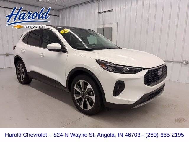 2024 FORD Escape