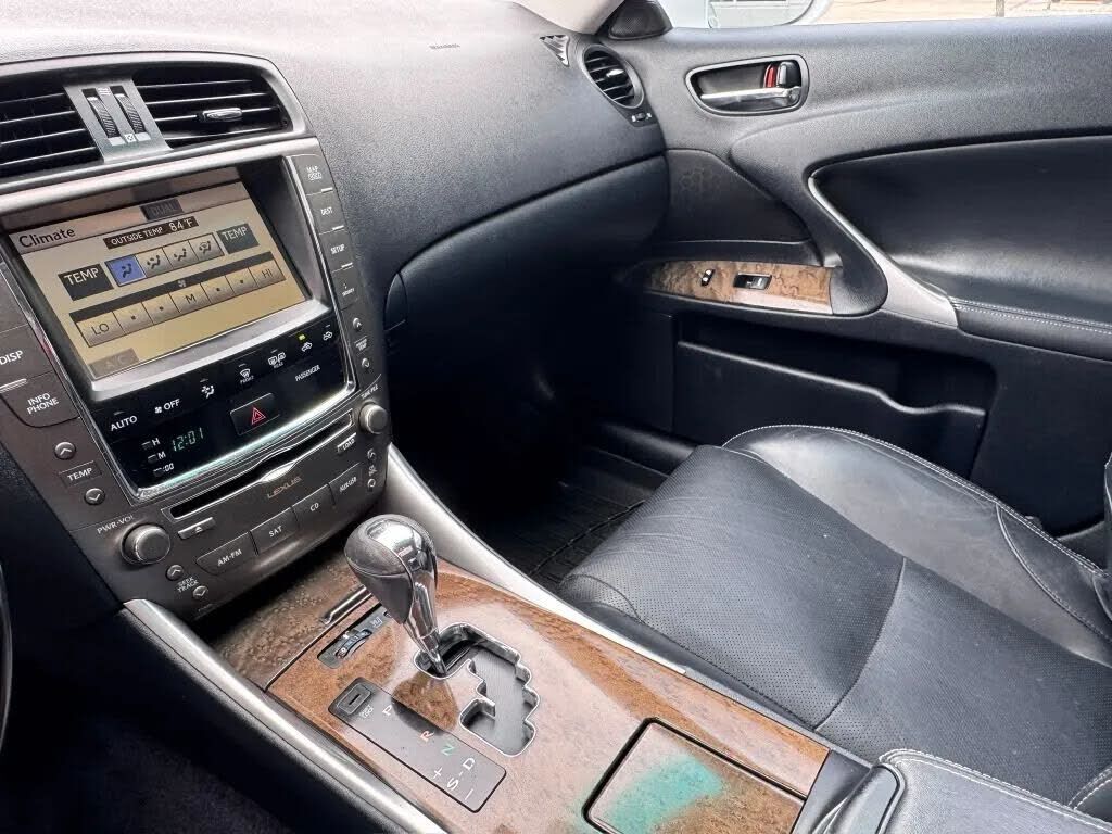 2010 LEXUS IS