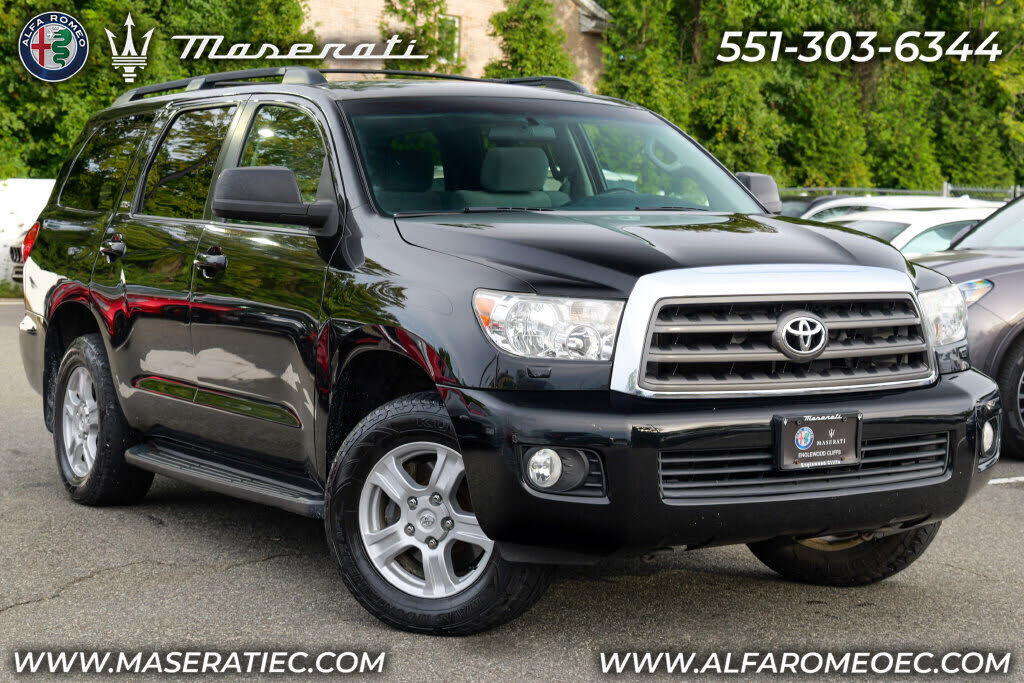 2013 TOYOTA Sequoia