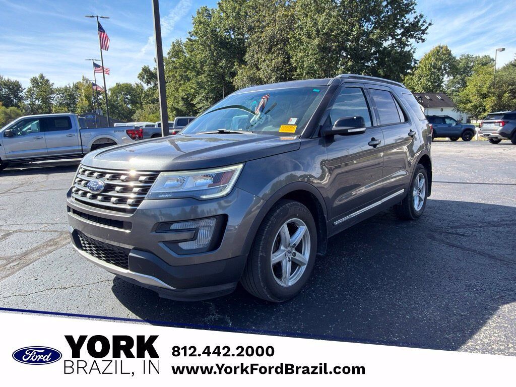 2017 FORD Explorer