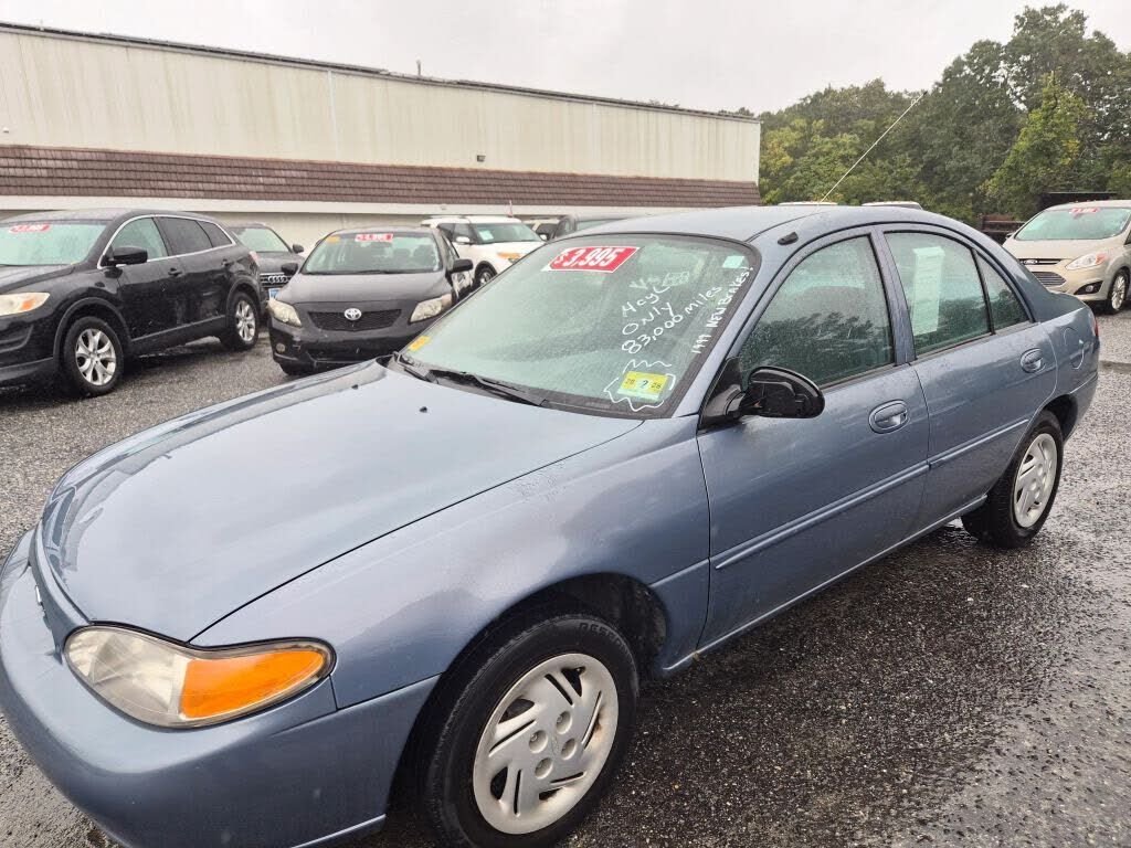 1999 FORD Escort