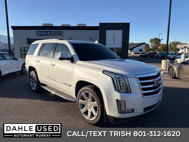 2017 CADILLAC Escalade