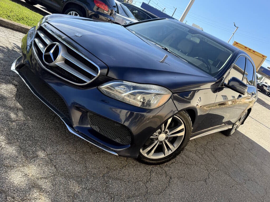 2016 MERCEDES-BENZ E-Class
