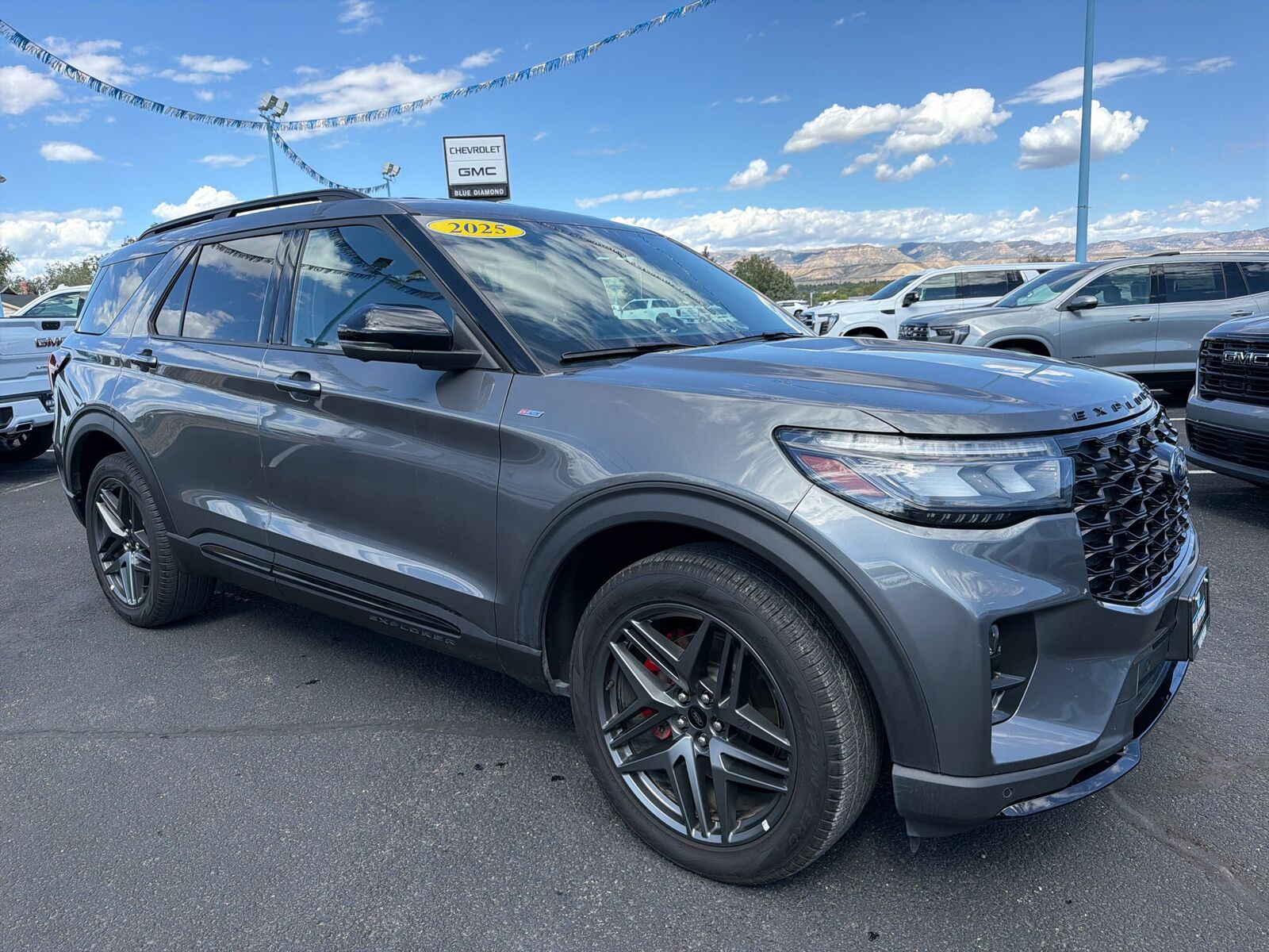 2025 FORD Explorer
