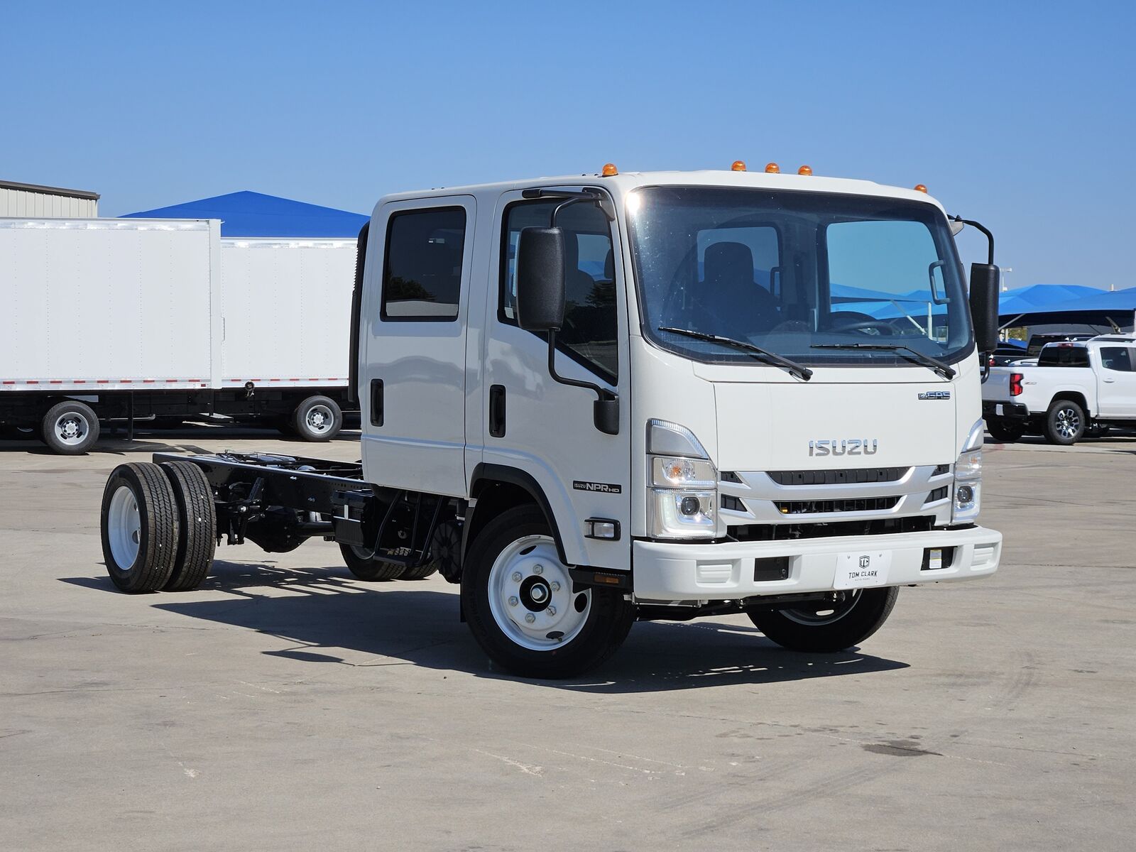 2027 ISUZU NPR/NPR-HD