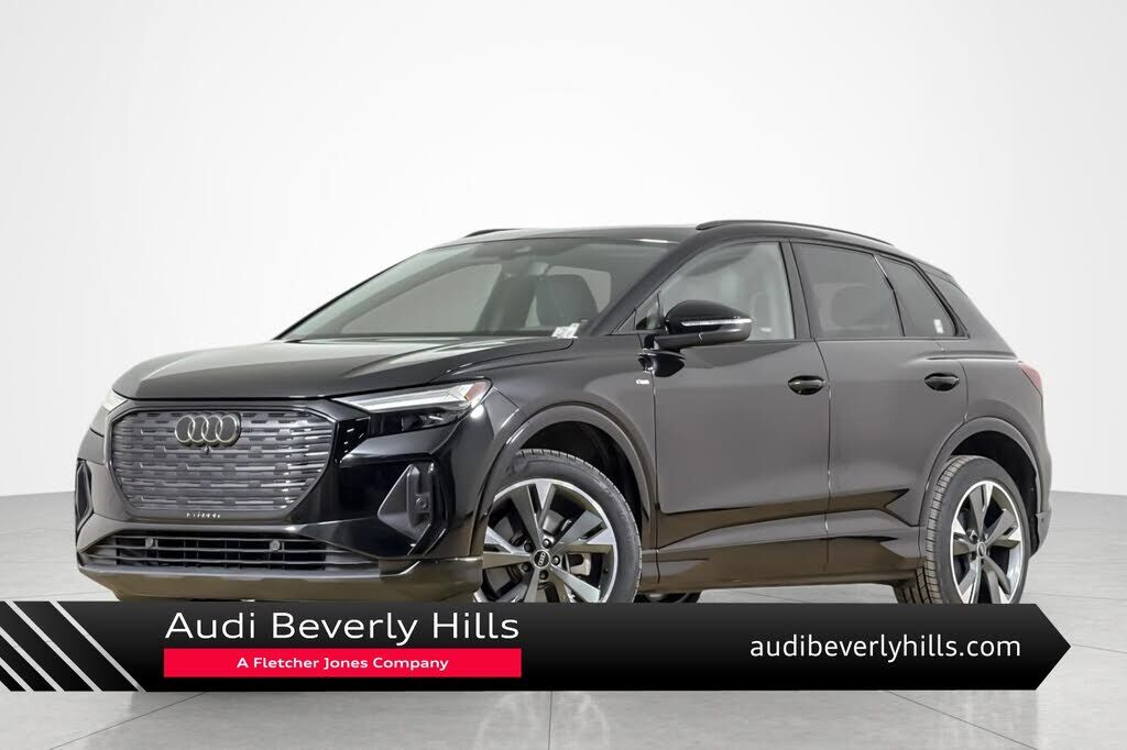 2023 AUDI Q4
