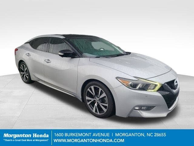 2017 NISSAN Maxima
