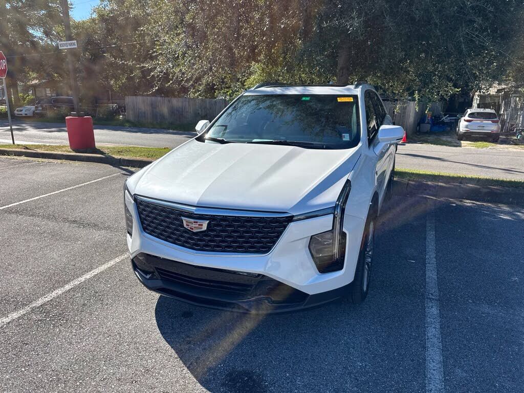 2024 CADILLAC XT4