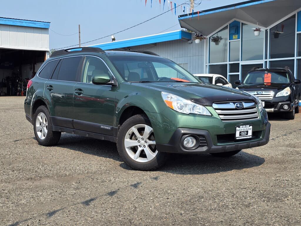 2013 SUBARU Outback