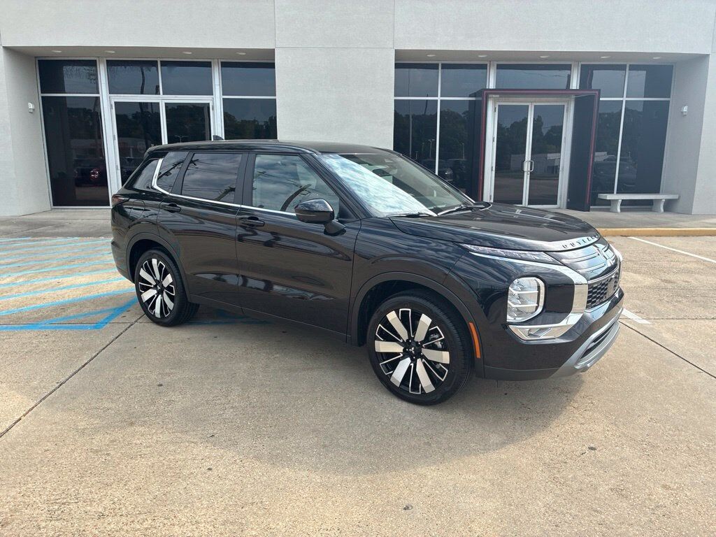 2026 MITSUBISHI Outlander