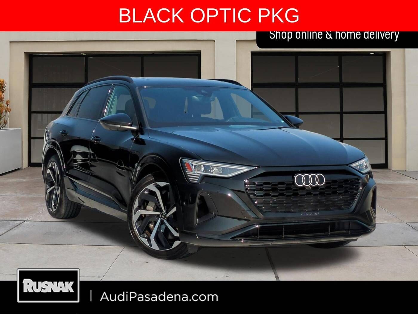 2024 AUDI Q8