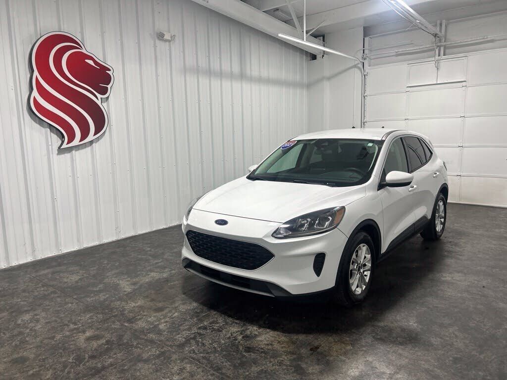 2021 FORD Escape