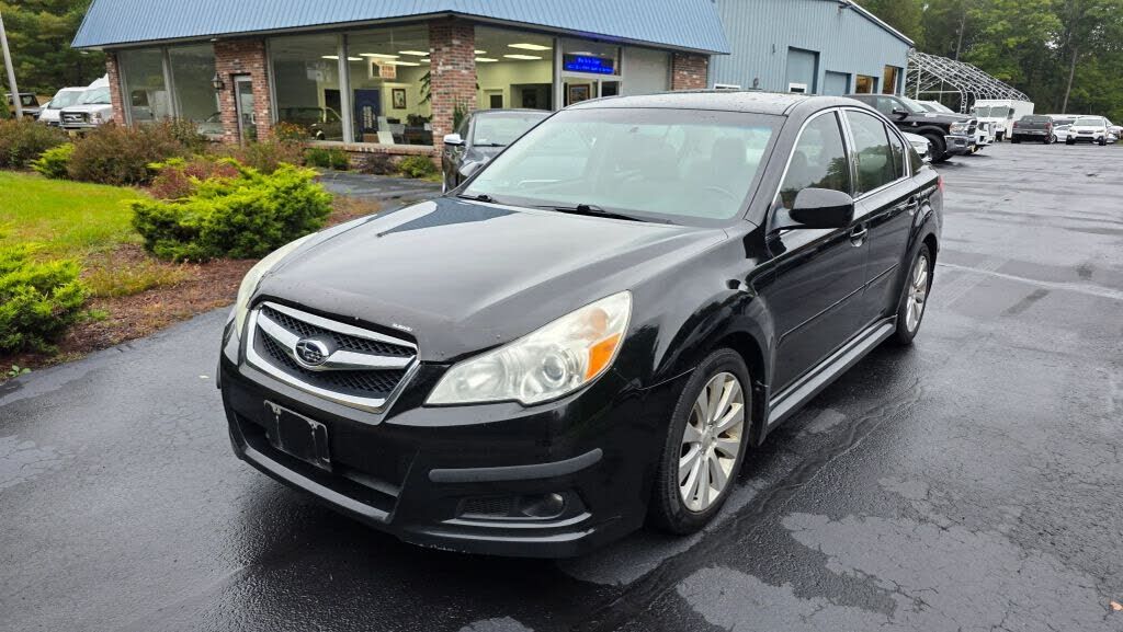 2010 SUBARU Legacy