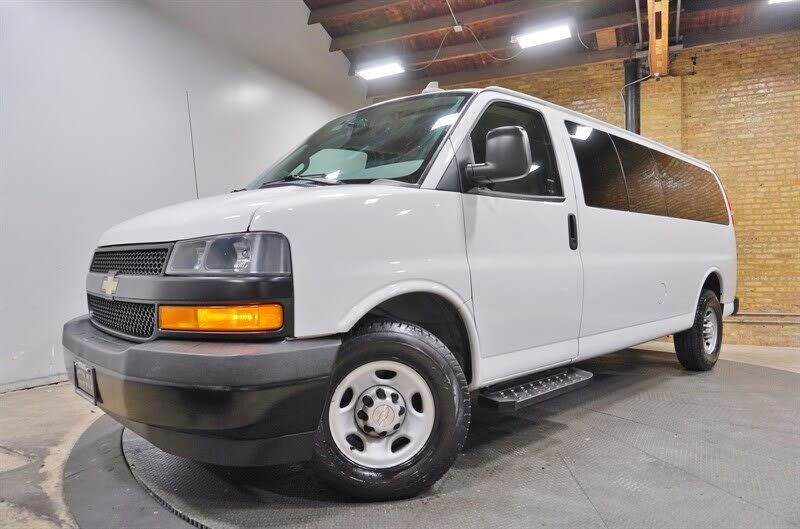 2019 CHEVROLET Express