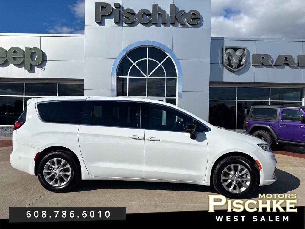 2025 CHRYSLER Pacifica