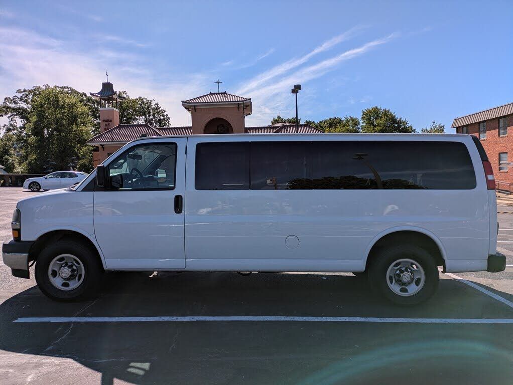 2018 CHEVROLET Express