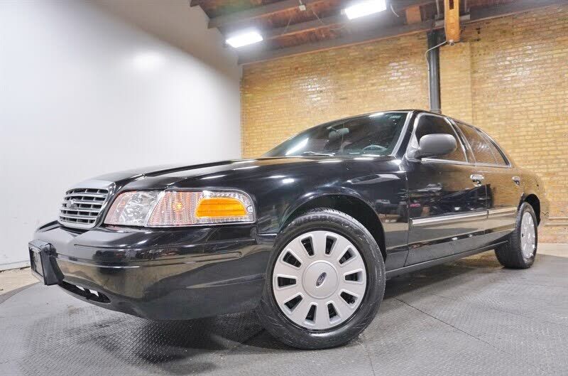 2010 FORD Crown Victoria