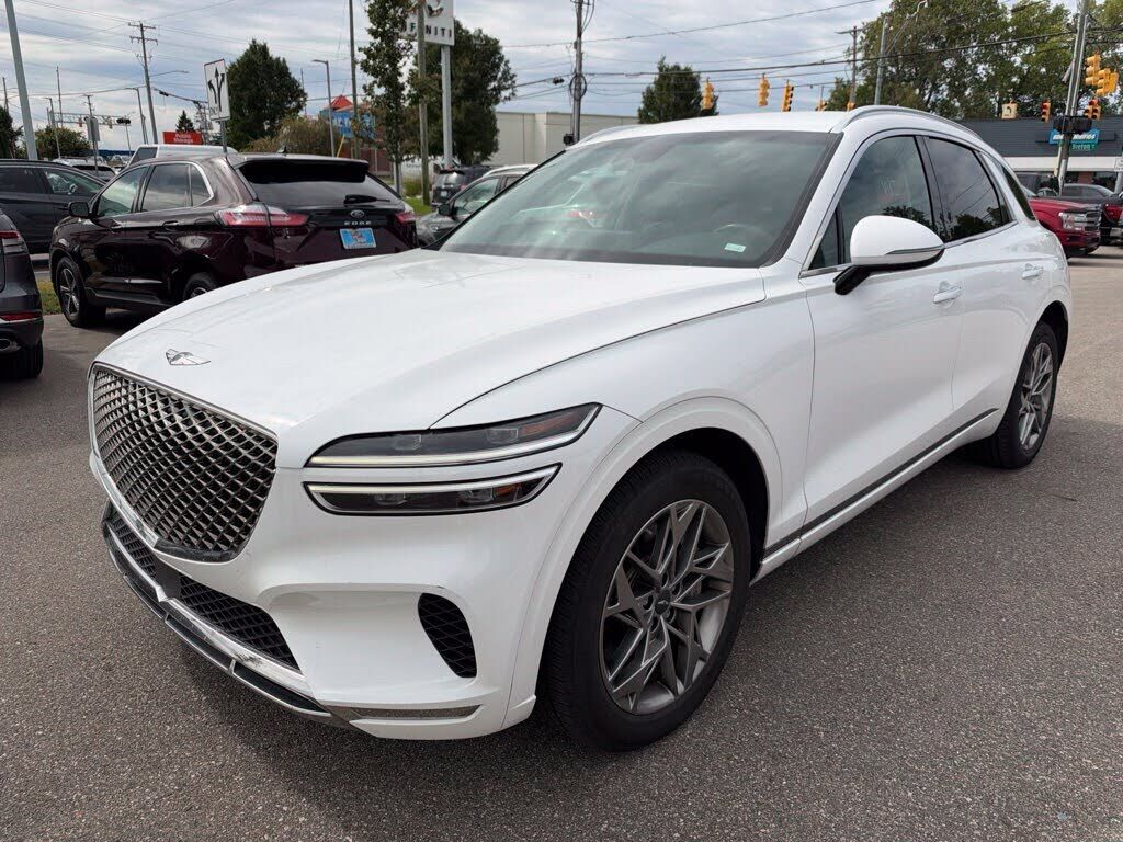 2025 GENESIS GV70