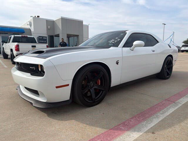 2019 DODGE Challenger