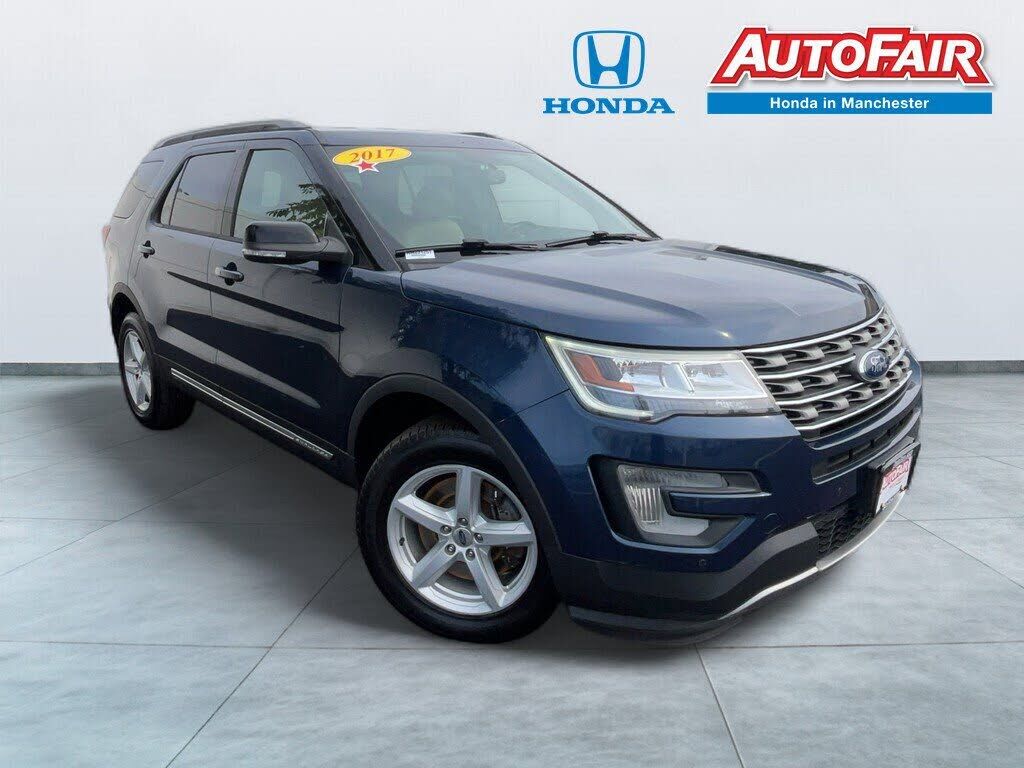 2017 FORD Explorer
