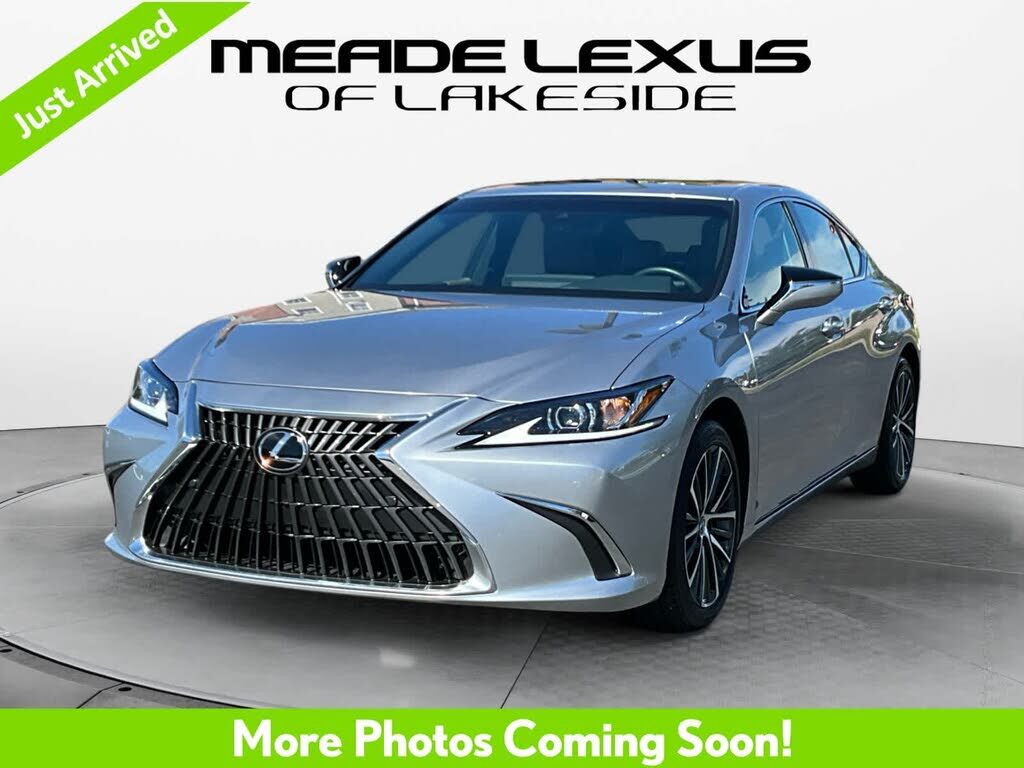 2025 LEXUS ES