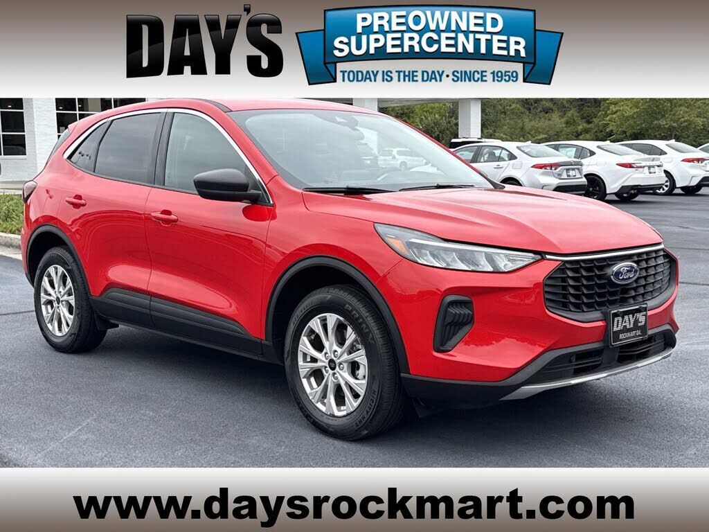 2024 FORD Escape
