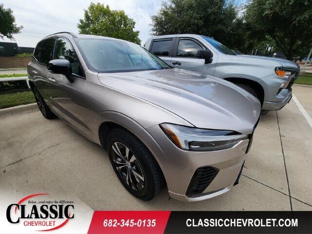 2025 VOLVO XC60